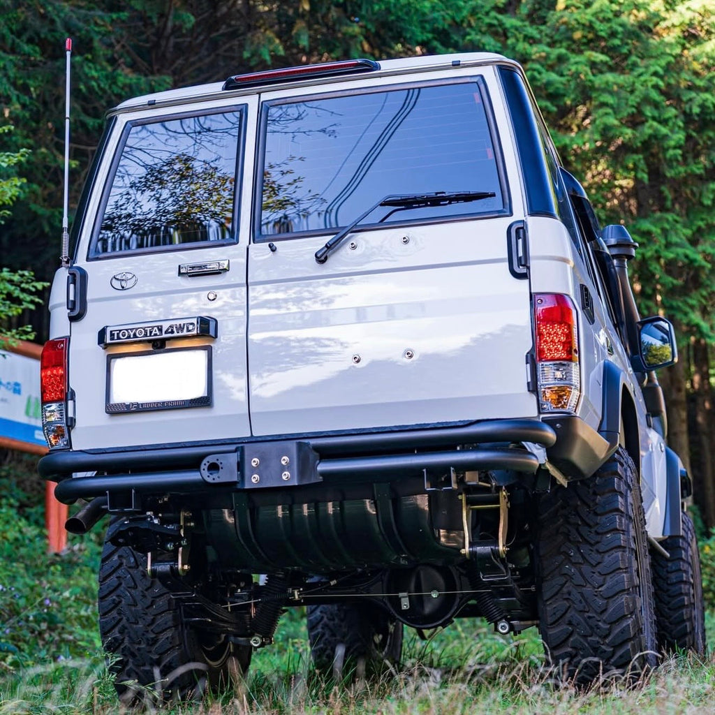 トヨタ ランドクルーザー70 純正リアバンパー ランクル70 HZJ77